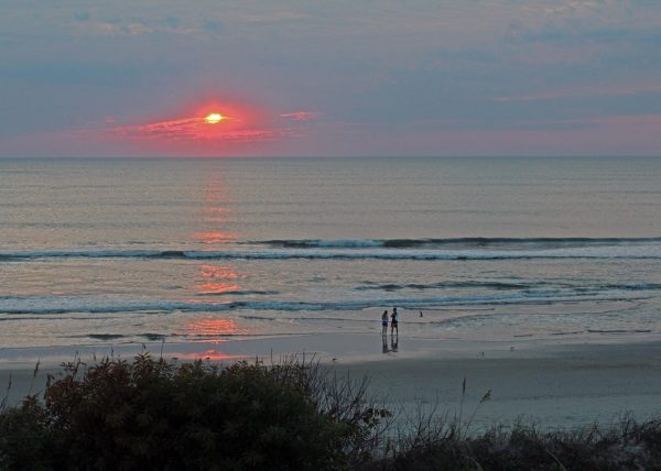 Wedding photograph-Newlywed first sunrise